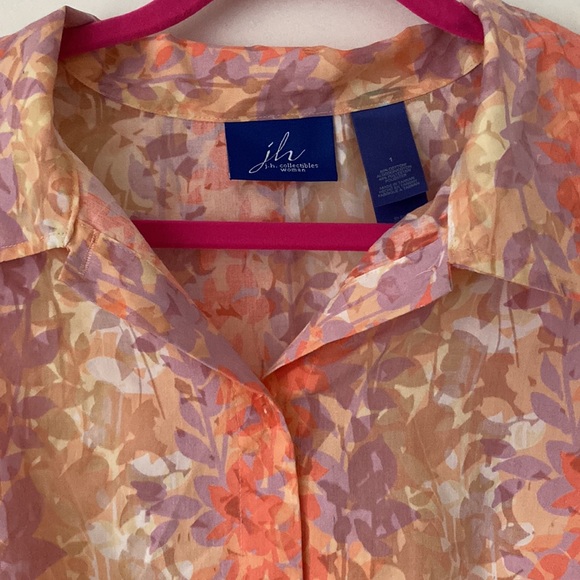 J.H. Collectibles. Print blouse. Size 1 - Picture 2 of 2